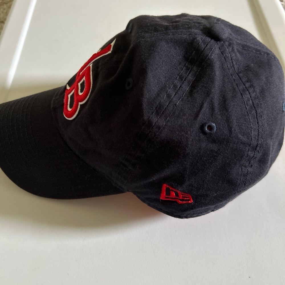 MiLB Louisville Bats New Era 9Twenty Dark Blue Adjustable Strapback Cap Hat OSFM - Picture 4 of 6